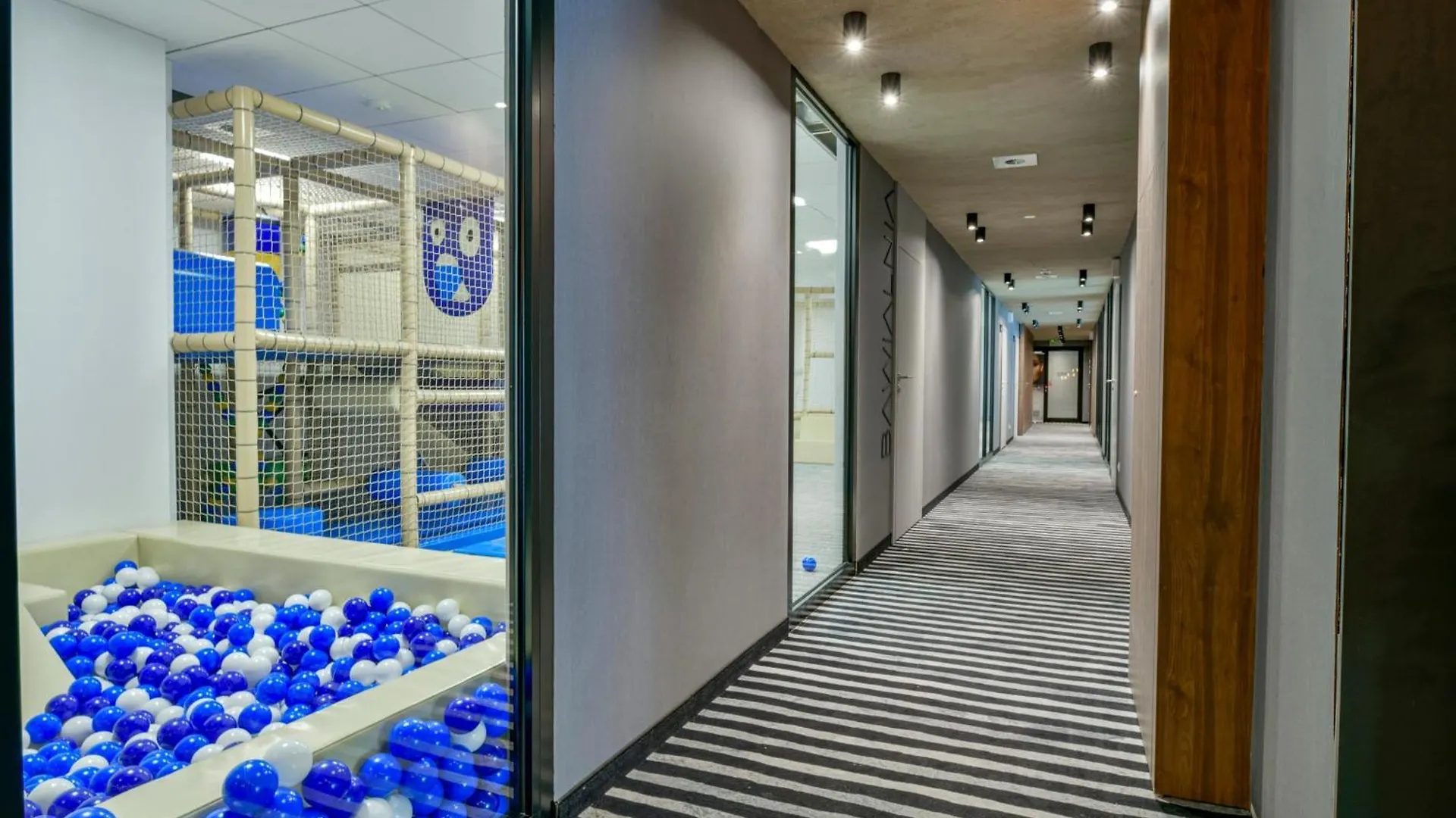Appartamento Green Port Kolobrzeg Luksusowe Apartamenty & Spa - 2 Doroslych I 2 Dzieci