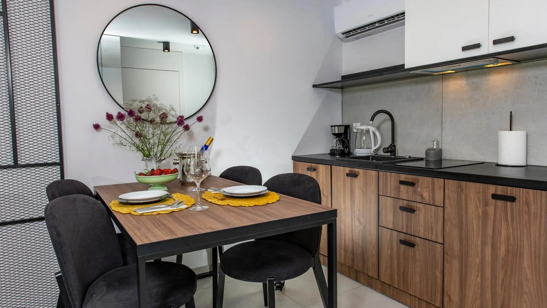 Apartment Green Port Kolobrzeg Luksusowe Apartamenty & Spa - 2 Doroslych I 2 Dzieci Poland